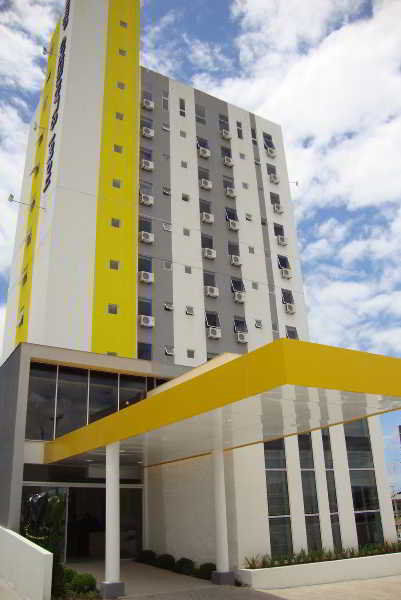 Tri Hotel 3*